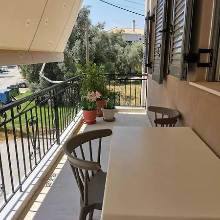 Sti Chora Apartment *